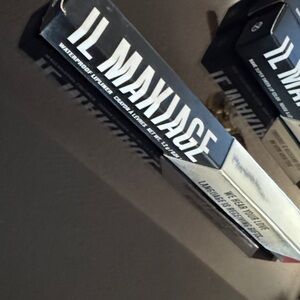 IL MAKIAGE Waterproof Lip Liner in Antique 501